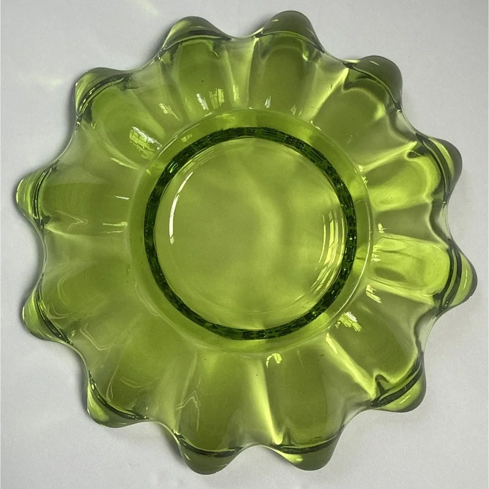 Vintage Federal Glass Celestial Bowl Limelight Green 5.75